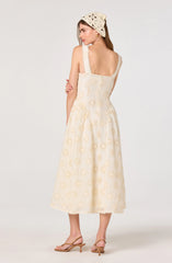 Caerwyn Eyelet Embroidery Sweetheart Midi Dress